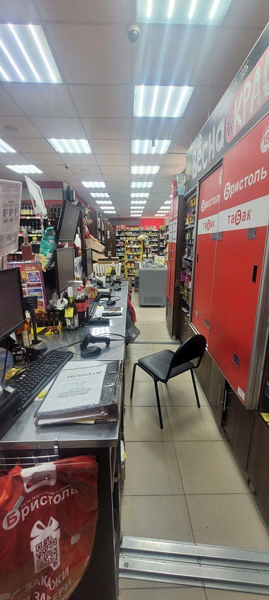 Отдельно стоящее на трафике 92 ,4м2!!! фото