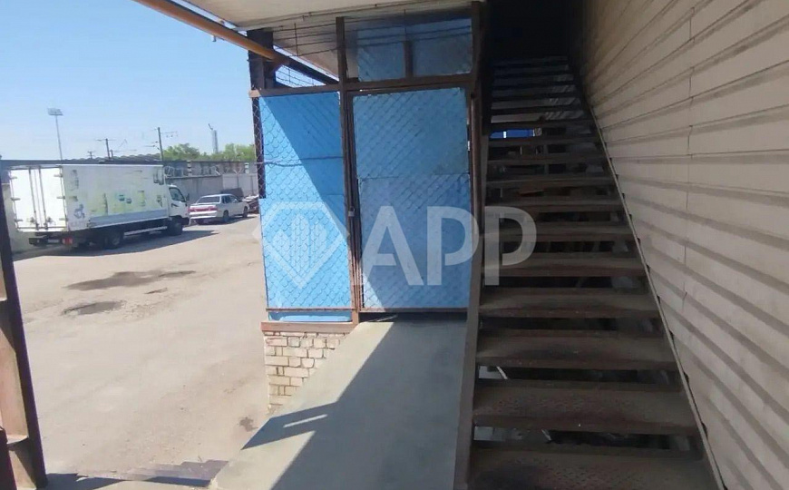 Сдам отдельно стоящее здание, 2 500 м² фото