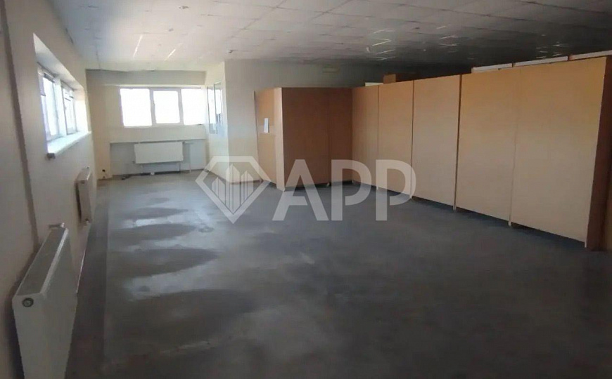 Сдам отдельно стоящее здание, 2 500 м² фото