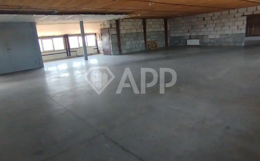 Сдам отдельно стоящее здание, 2 500 м² фото