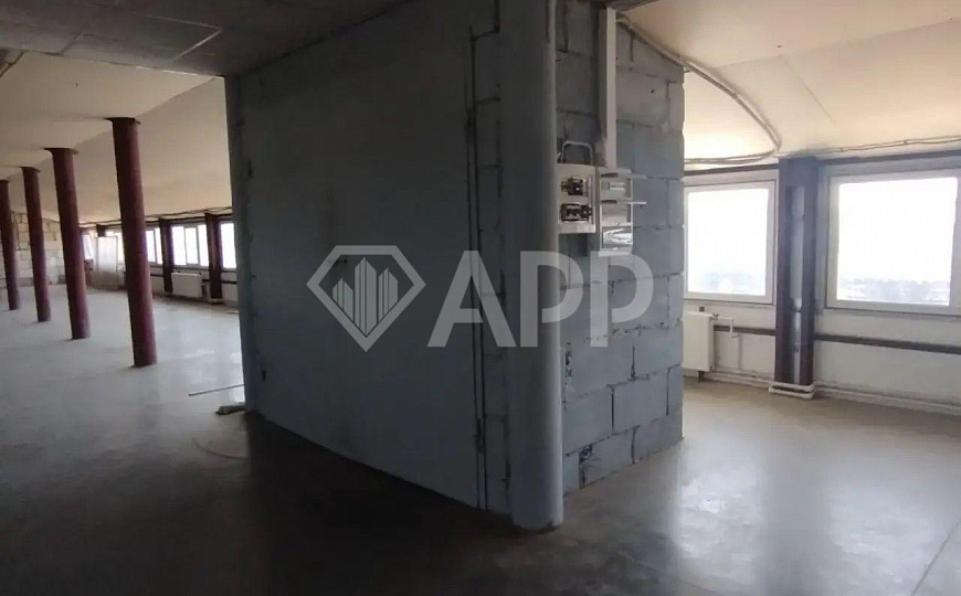 Сдам отдельно стоящее здание, 2 500 м² фото