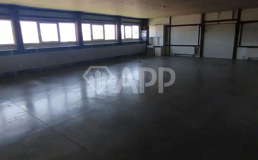 Сдам отдельно стоящее здание, 2 500 м² фото