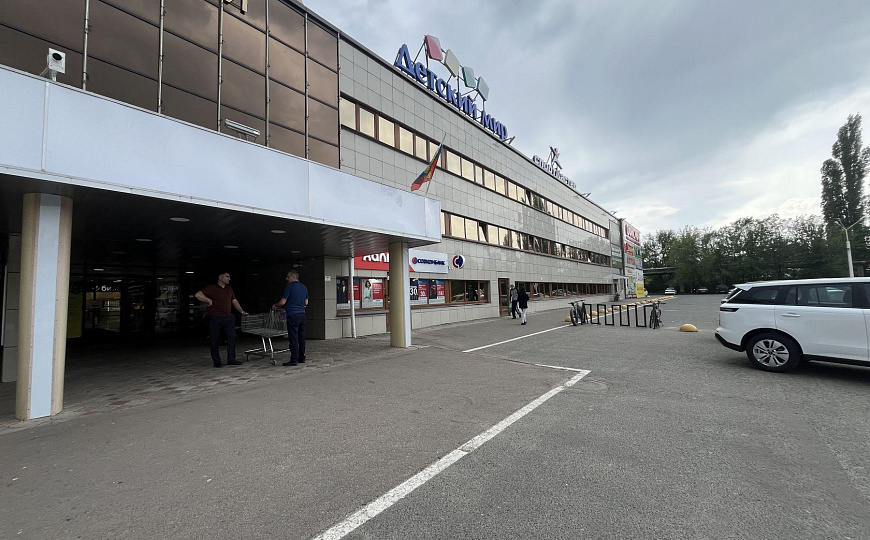 Помещение общественного питания, 200 м² фото