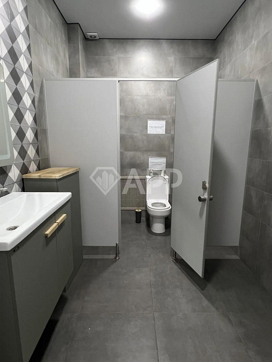 Сдам помещение свободного назначения, 298 м² фото