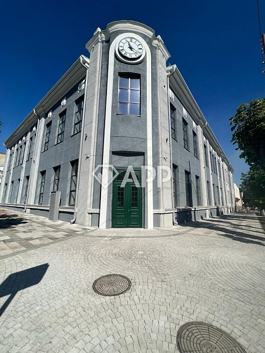 Сдам помещение свободного назначения, 298 м² фото