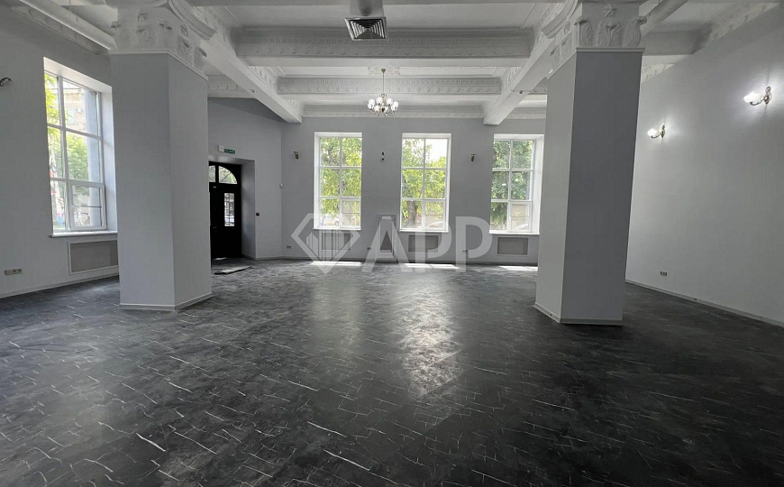 Сдам помещение свободного назначения, 298 м² фото
