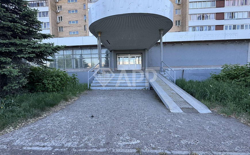 Аренда,  сдам торговое помещение, 255 м² фото