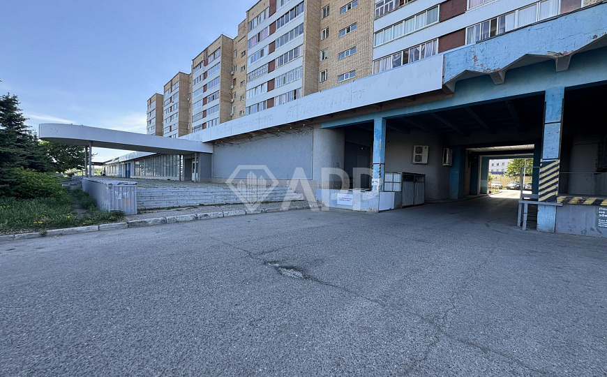 Аренда,  сдам торговое помещение, 255 м² фото