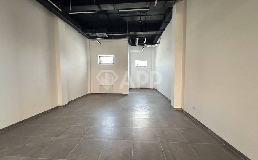 Сдаю помещение в  торговом центре, 68 м² фото