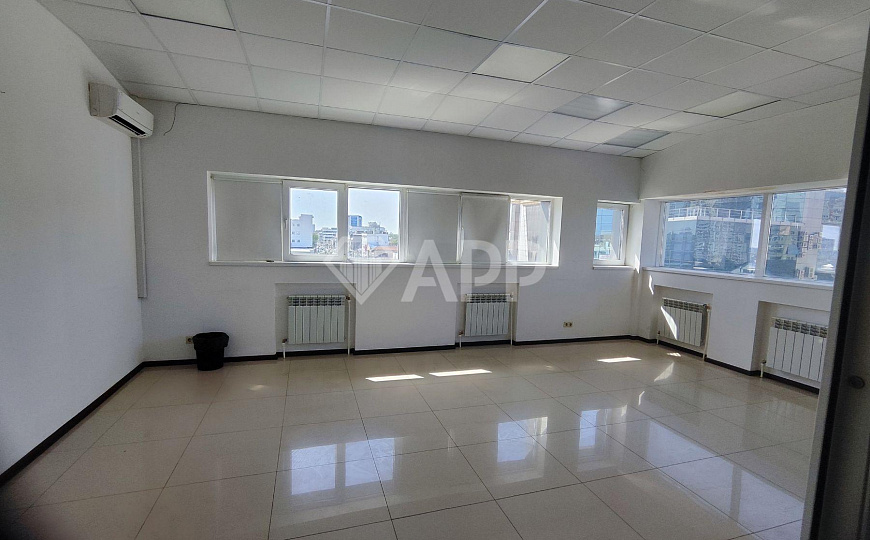 Сдаю офисы с ремонтом от 20 до 100 м² фото