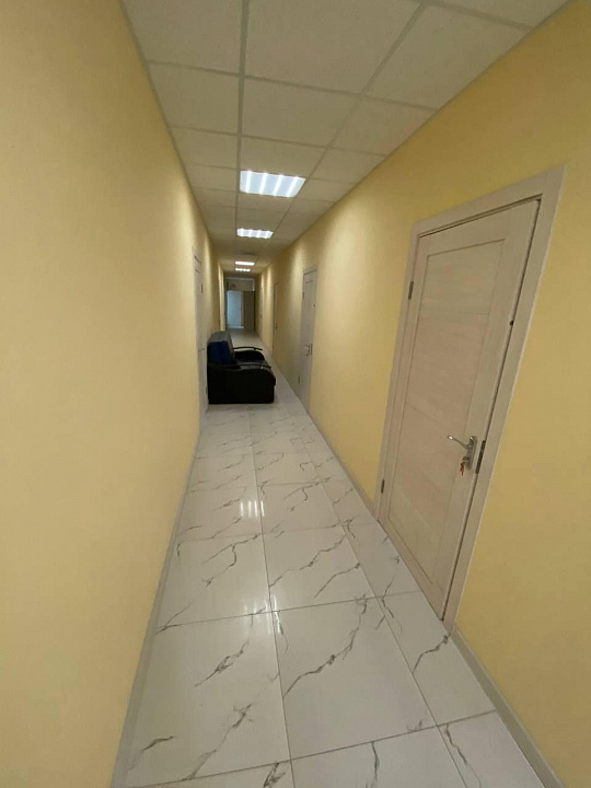 Офисы на первой линии у остановки 59.1 м² фото