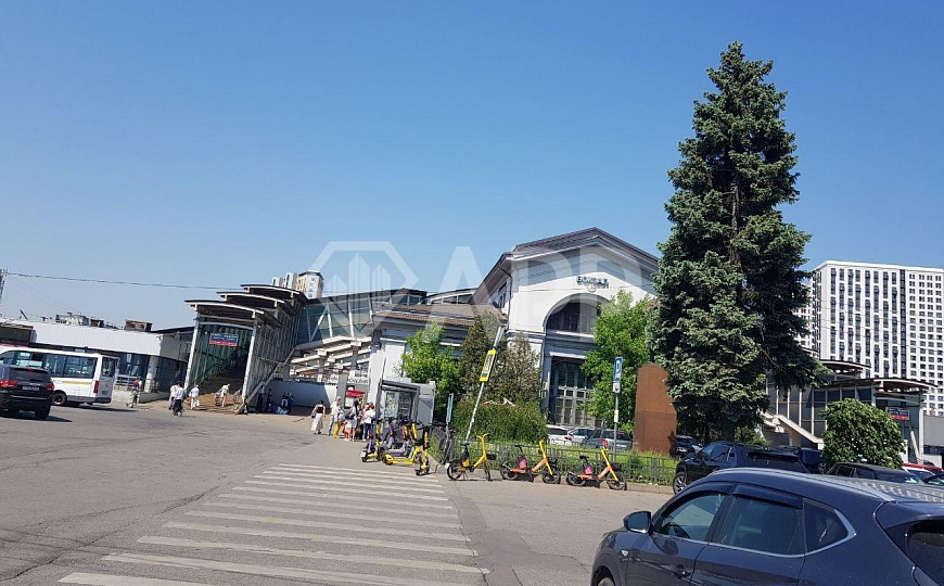 Офис в ТЦ 40м2 фото