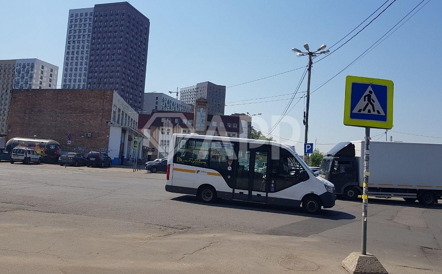Офис в ТЦ 46м2 фото
