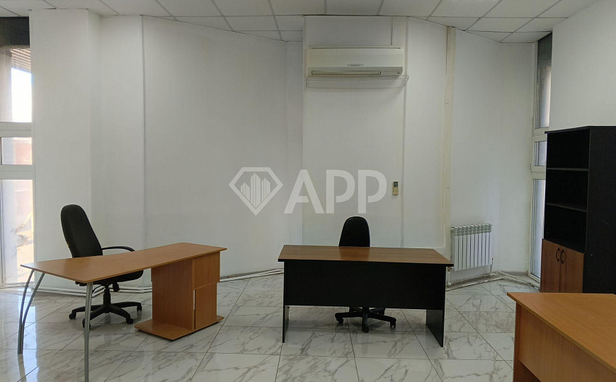 Сдам офисные помещения в центре города, от 17,5 до 72 м² фото