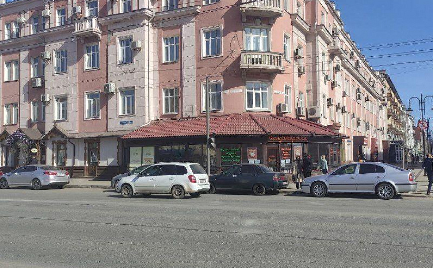 Мокрая точка, центр, 20 м² фото