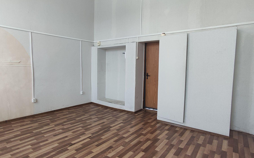 Мокрая точка, центр, 20 м² фото