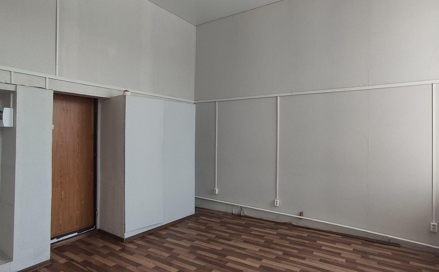 Мокрая точка, центр, 20 м² фото