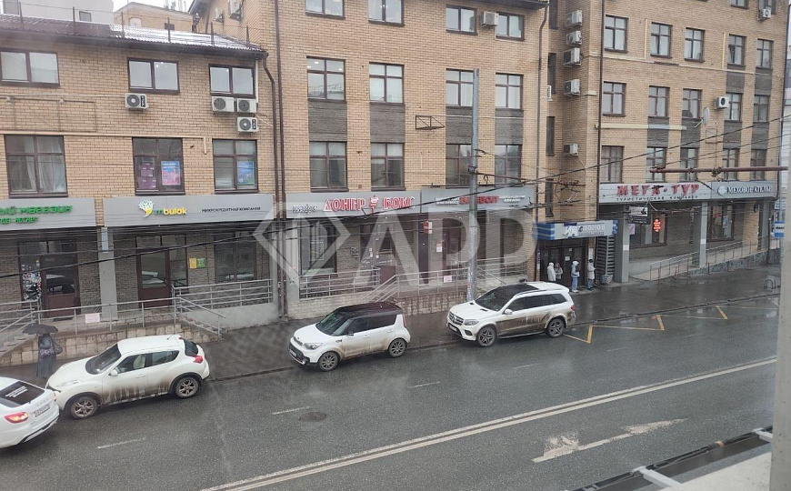 Сдаю 320м² в центре! фото