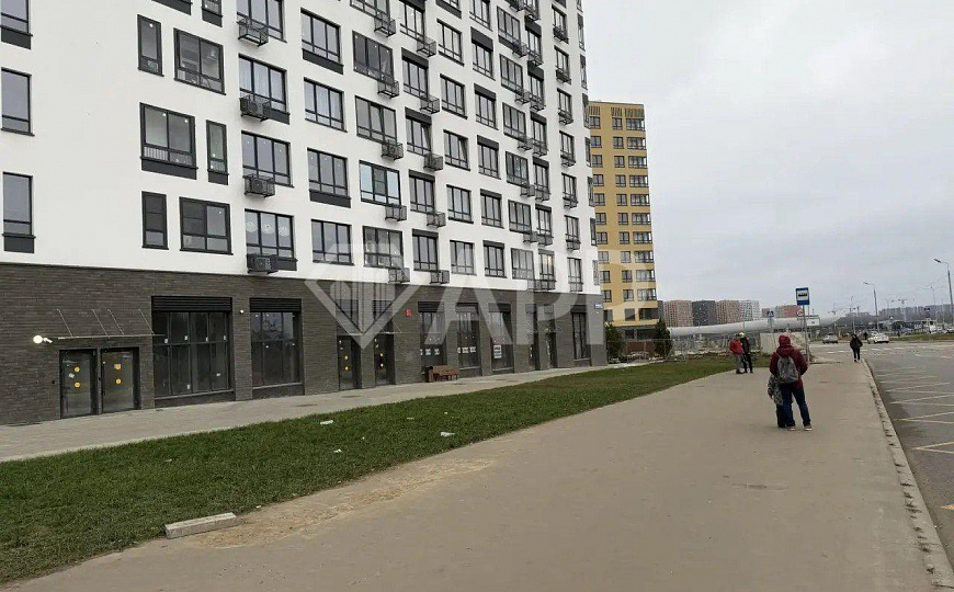 Сдам торговое помещение, 73,4 м² фото