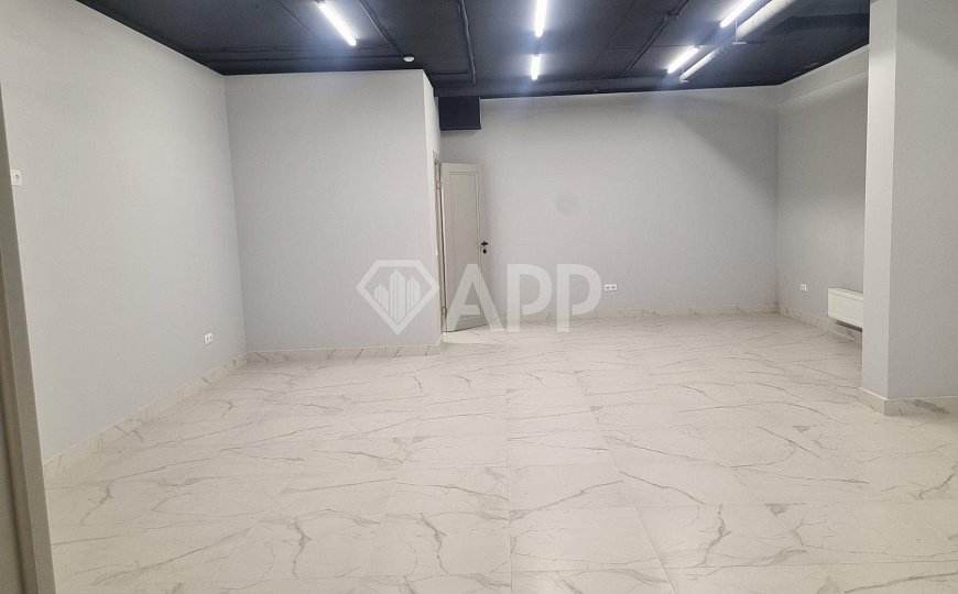 Продаю с ремонтом ЖК Достояние 88 м² магазин бьюти фото