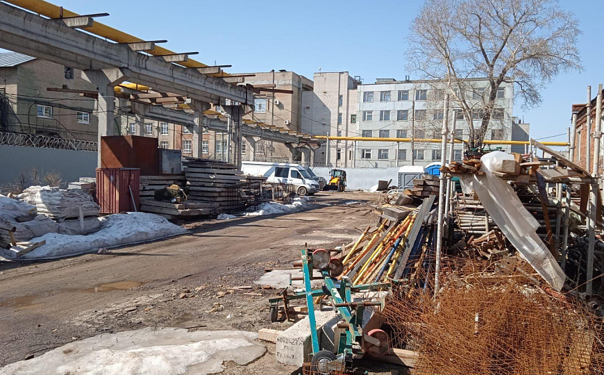 Продаю помещение свободного назначения 2 100 м² фото