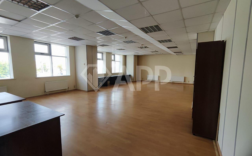 Сдаю бизнес-центр/офисный центр, 230 м² фото