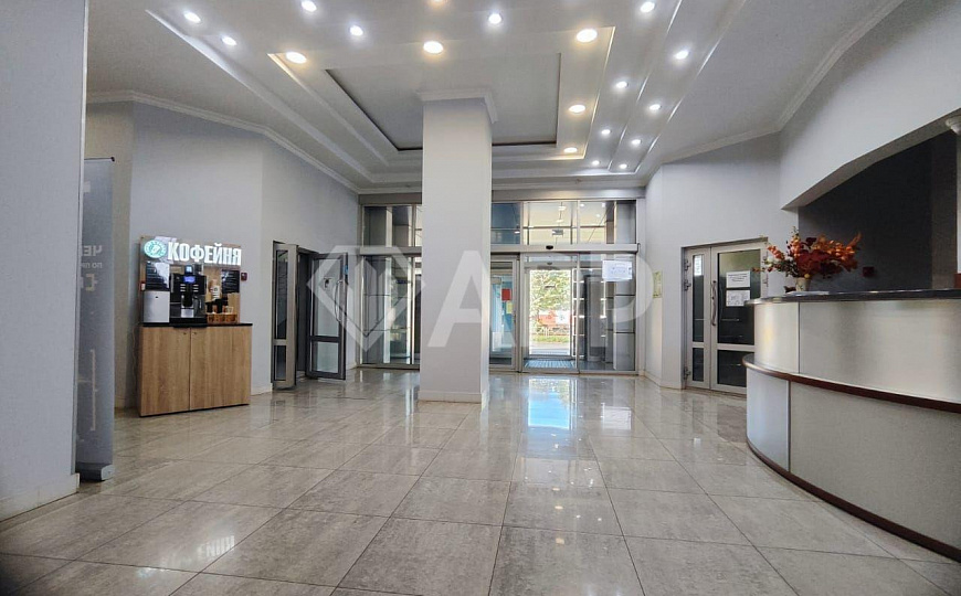 Сдаю бизнес-центр/офисный центр, 230 м² фото