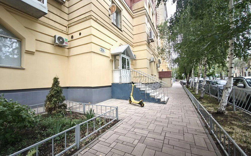 Сдам офисное помещение, 184 м² фото