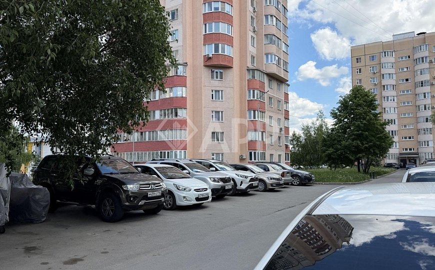 Сдаю 86 м² на Бигичева 30 фото