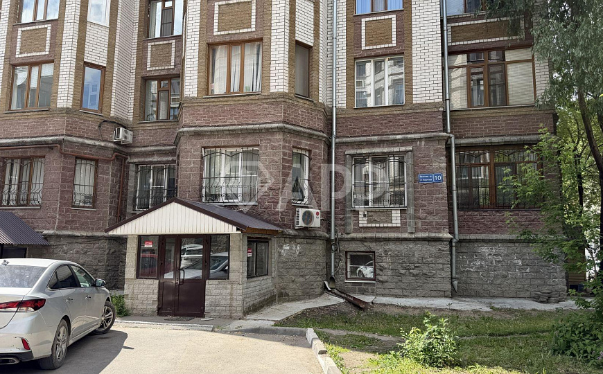 Сдам офисное помещение 124м² в густонаселенном районе фото