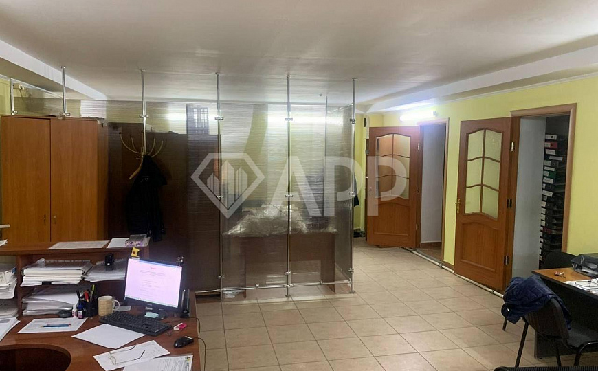 Сдам офисное помещение 124м² в густонаселенном районе фото