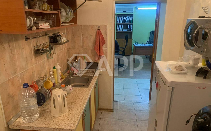 Сдам офисное помещение 124м² в густонаселенном районе фото