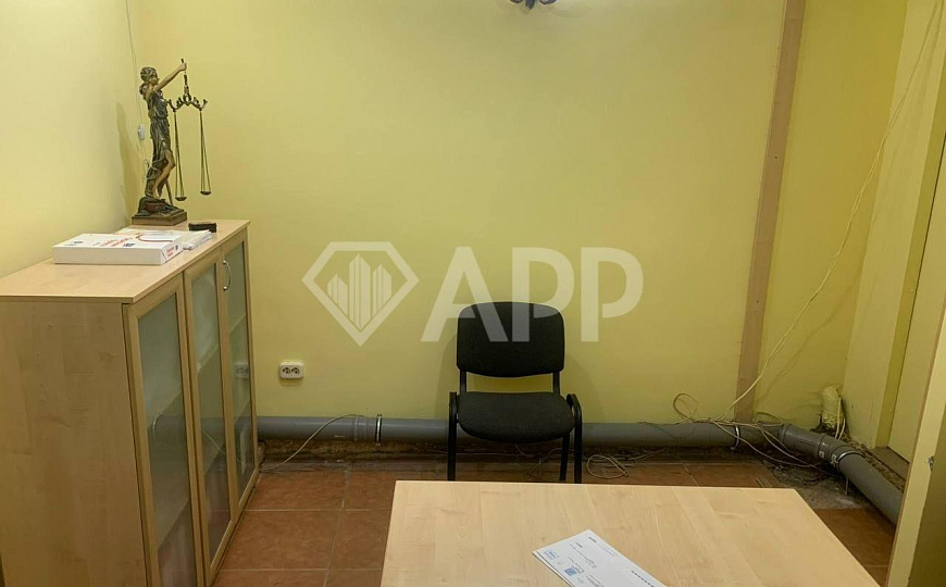 Сдам офисное помещение 124м² в густонаселенном районе фото
