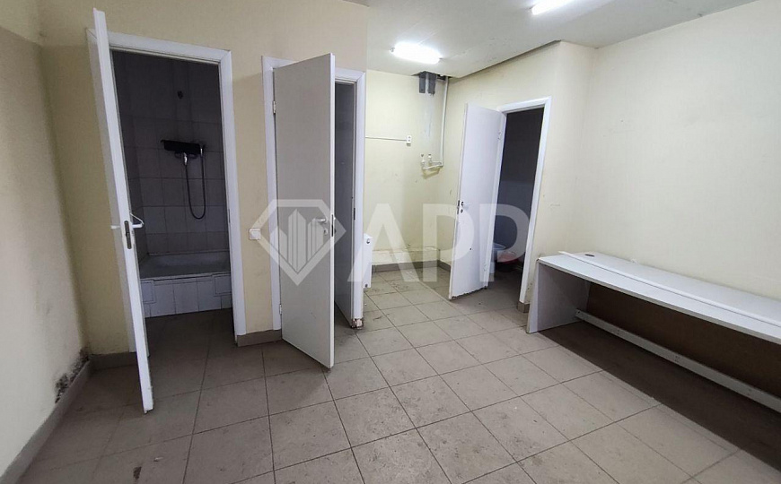 Сдаю 620 м² на трафике! фото