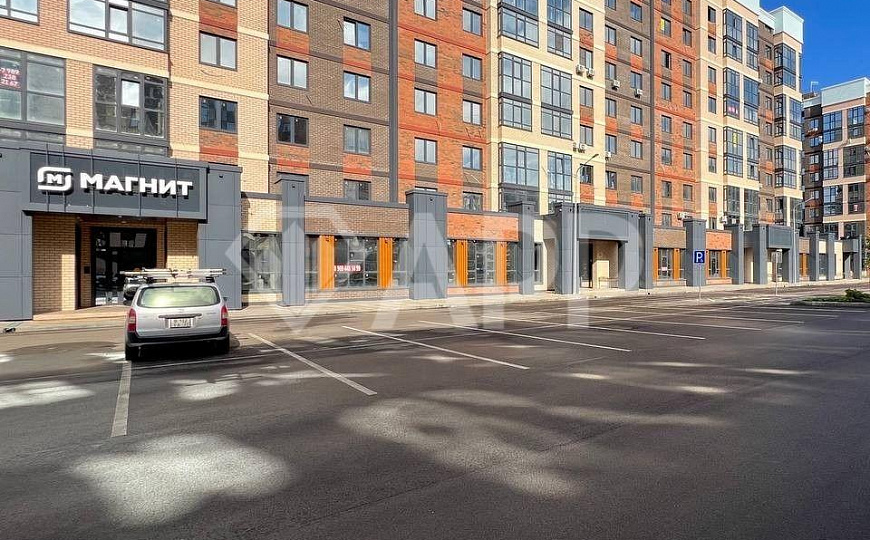 Сдаю торговое помещение, до 240 м² на одной линии с Магнит фото