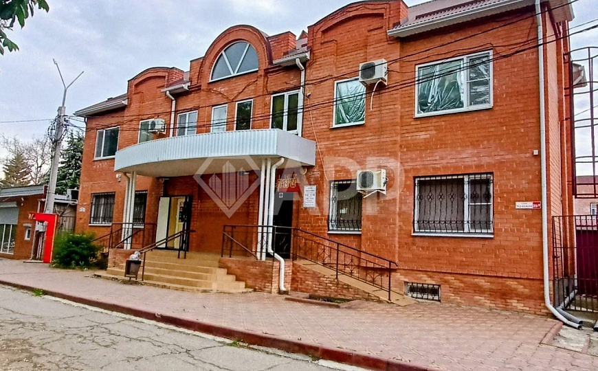 Продам 3 этажное помещение свободного назначения, 139,6 м² и З/У 79,85 м². фото
