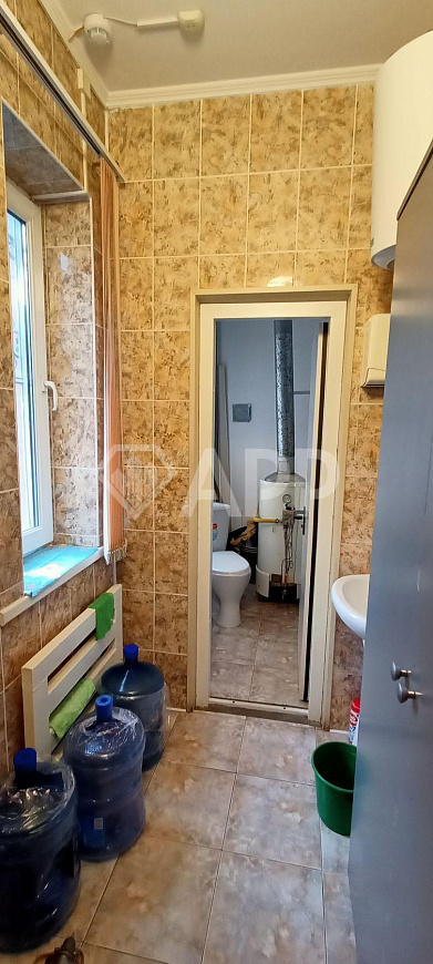 Продам 3 этажное помещение свободного назначения, 139,6 м² и З/У 79,85 м². фото