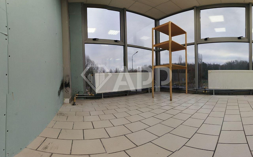 Сдам торговое помещение, 30 м² фото