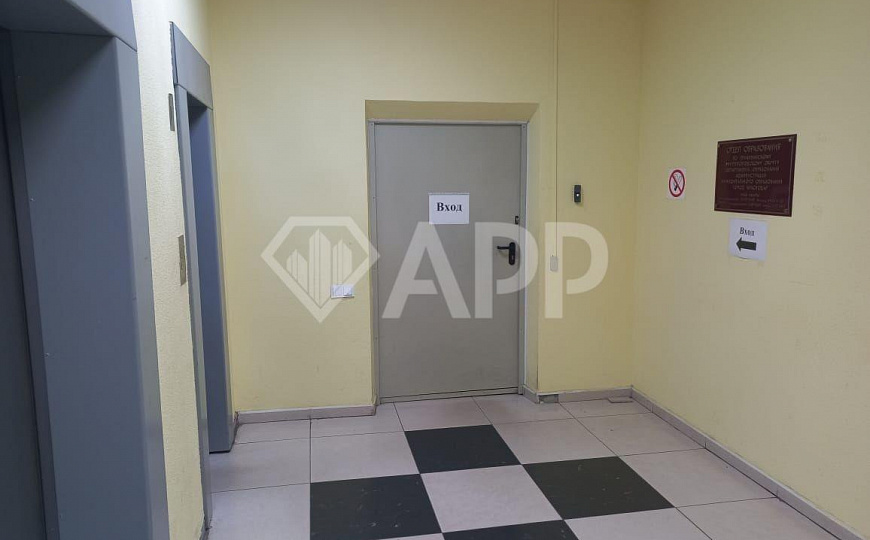 Продам бизнес-центр/офисный центр, 2 000 м² фото