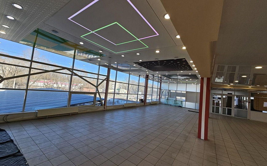 Сдам площади в строительном торговом центре, 85-500 м² фото