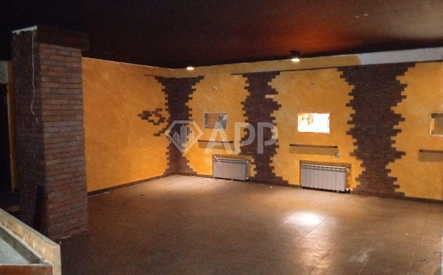 Сдаю здание 200 м² магазин общепит офис фото