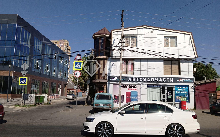 Сдаю здание 200 м² магазин общепит офис фото