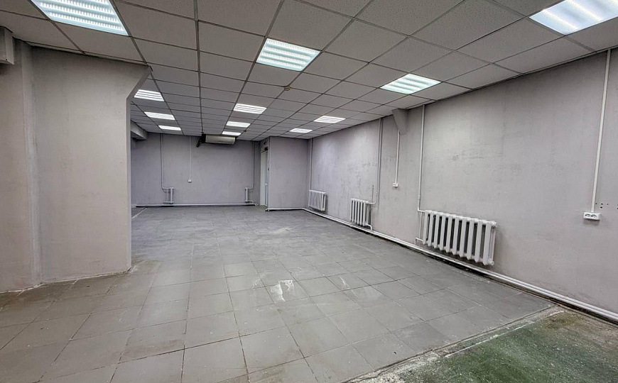 Сдам помещение на 1 линии 130м² фото