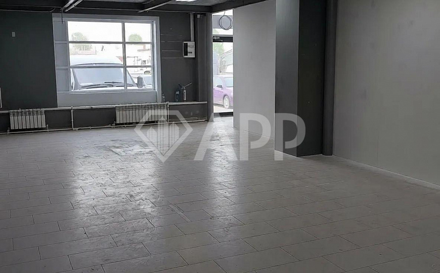 Сдаю 60 м² на первой линии! фото