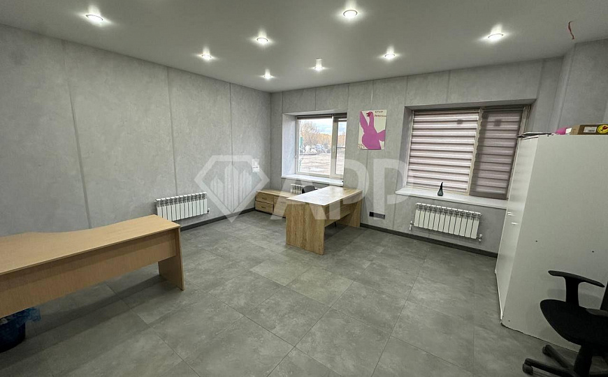 Производственное теплое помещение 900м² с кран-балкой фото