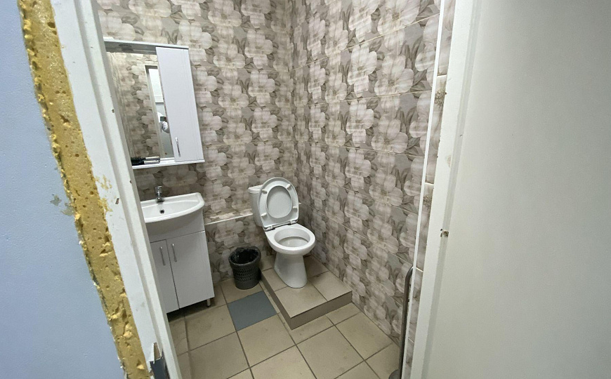 Здание свободного назначения, 3459,7 кв.м фото