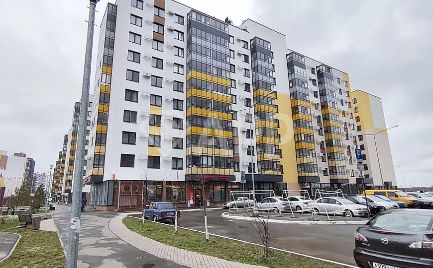 245 м2 с ремонтом, арендатором фото
