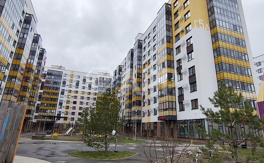 245 м2 с ремонтом, арендатором фото
