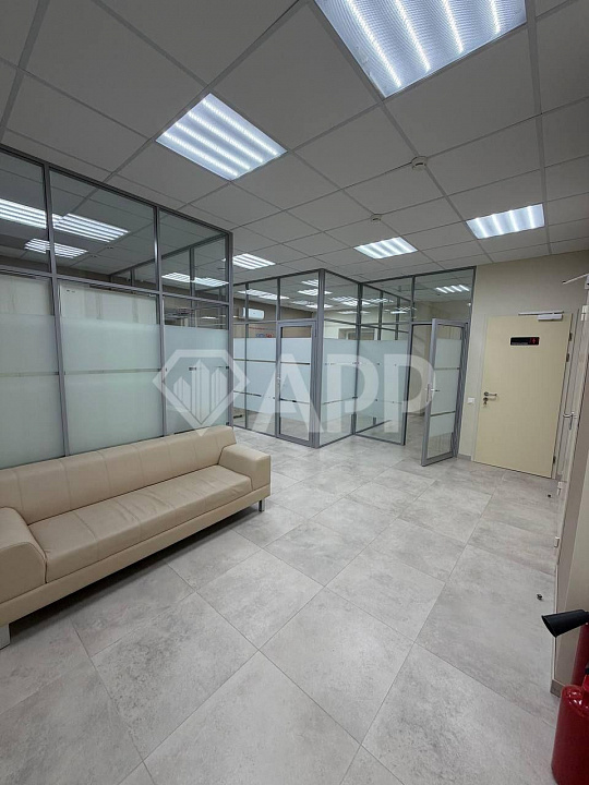 Продам отдельно стоящее здание, 158 м² фото