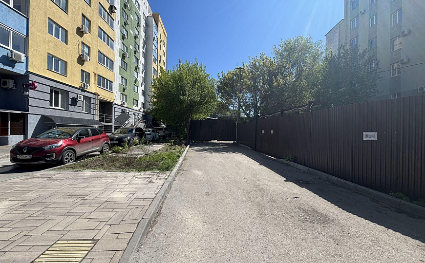 Склад с пандусом в центре городе , 400 м² фото